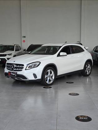 MERCEDES-BENZ GLA 200 1.6 CGI FLEX STYLE 7G-DCT